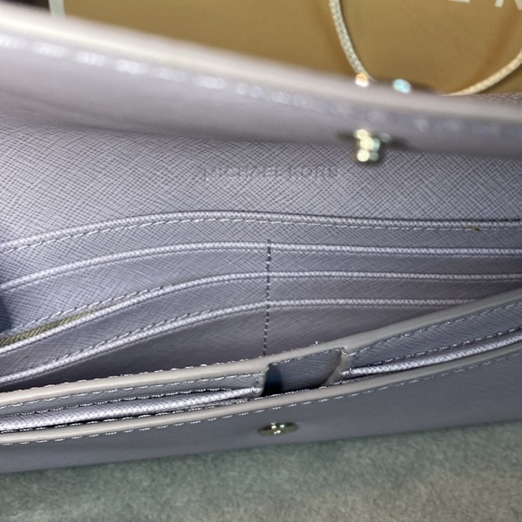 💜MICHAEL KORS💜Juliana Lilac Animal Print Large Flap Wallet/NWOT - Picture 7 of 12